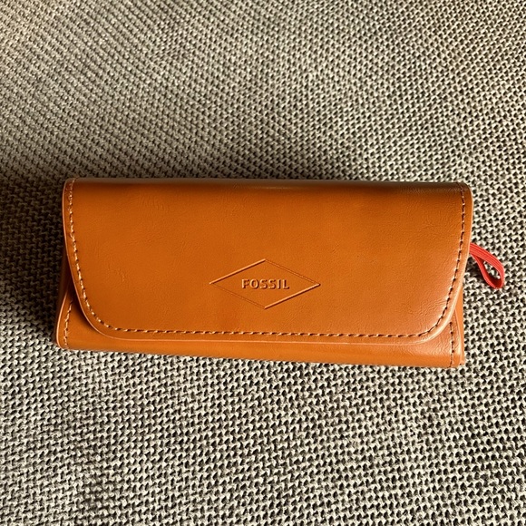 Fossil glasses case - Picture 1 of 4